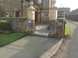 A bespoke metal gate